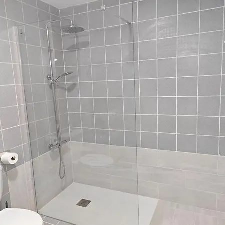 Con Piscina Апартаменты *